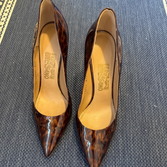 Salvatore Ferragamo Shoes - Salvatore Ferragamo women’s 9c